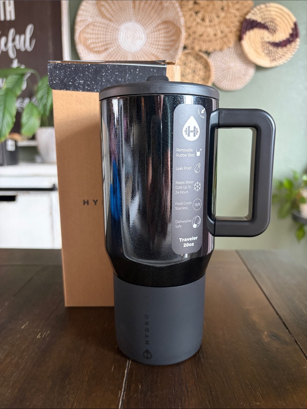 HydroJug 20oz Coffee Traveler in Spellbound! New!